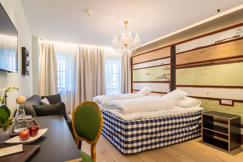 Adler Suite & Stube Villabassa Quarto foto